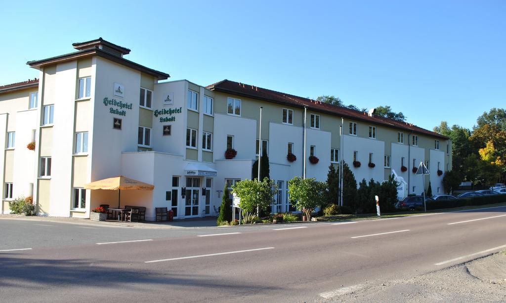 Heidehotel Lubast Exterior photo